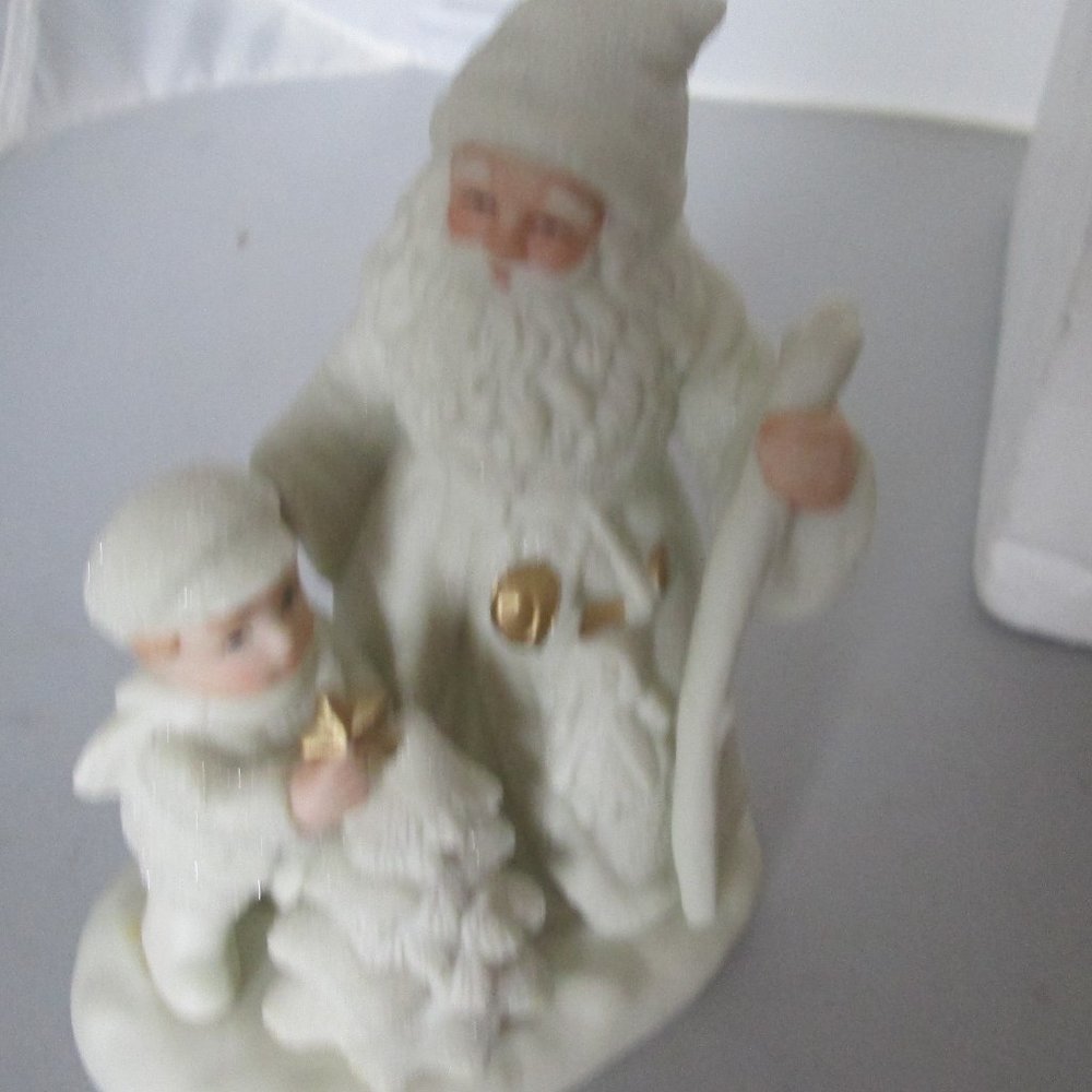 4/$40 SANTA CLAUS WITH BOY PLACING STAR ON TREE FIGURINE HOMCO #8882 5.5" tall